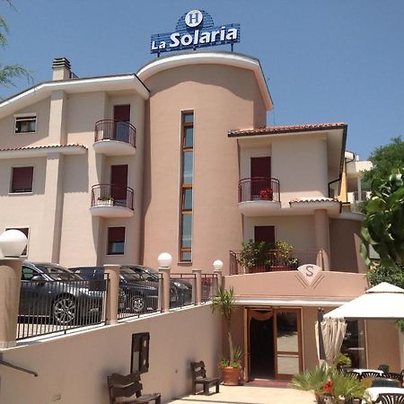 Hotel E Appartamenti La Solaria San Giovanni Rotondo Exterior foto