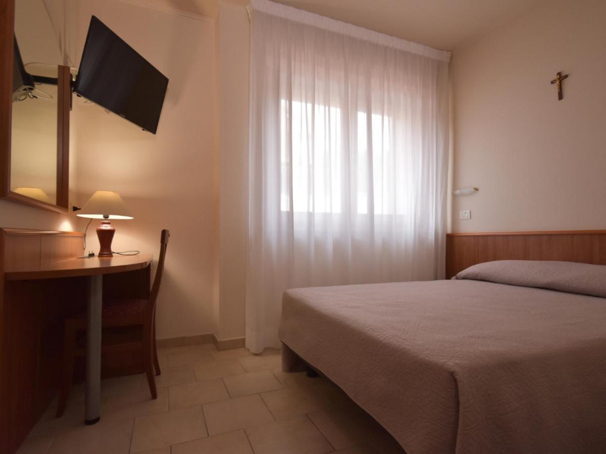 Hotel E Appartamenti La Solaria San Giovanni Rotondo Exterior foto
