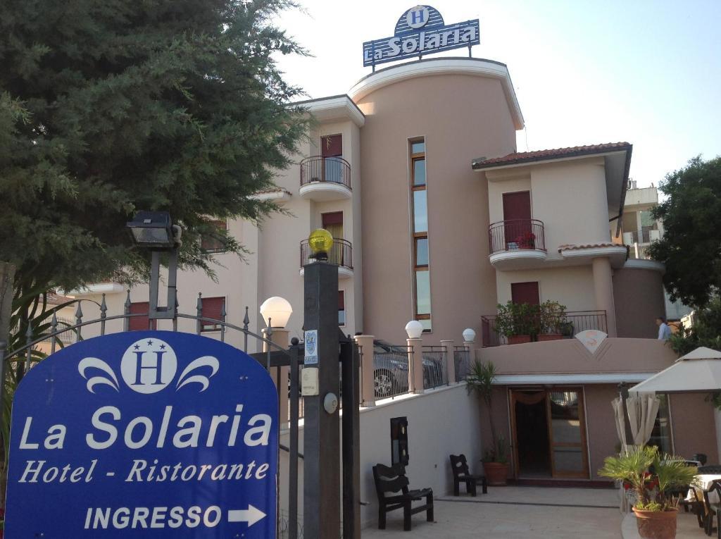 Hotel E Appartamenti La Solaria San Giovanni Rotondo Exterior foto