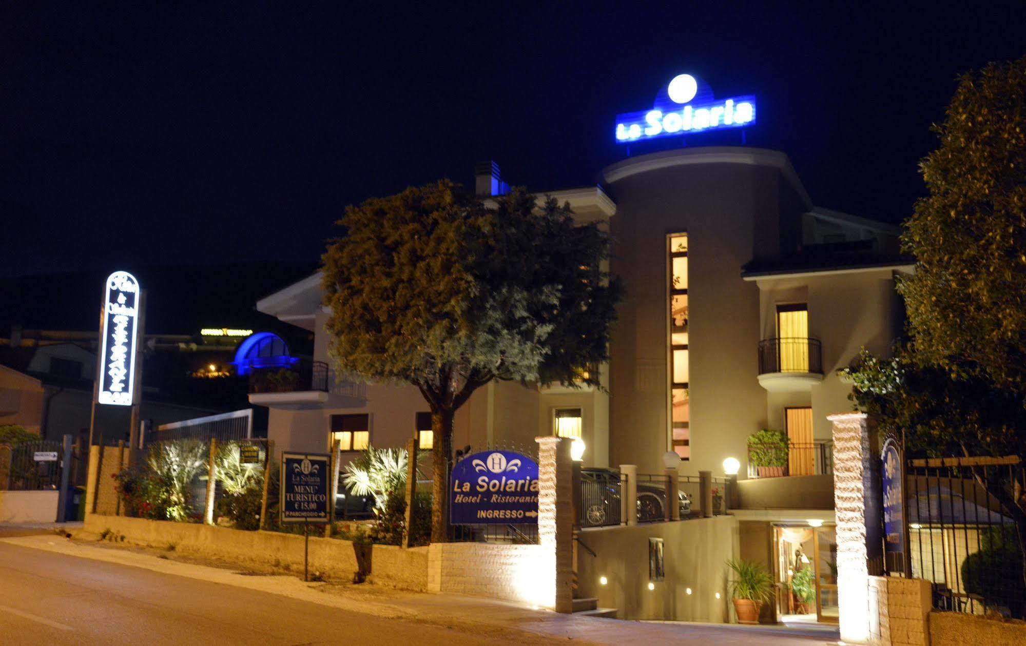 Hotel E Appartamenti La Solaria San Giovanni Rotondo Exterior foto